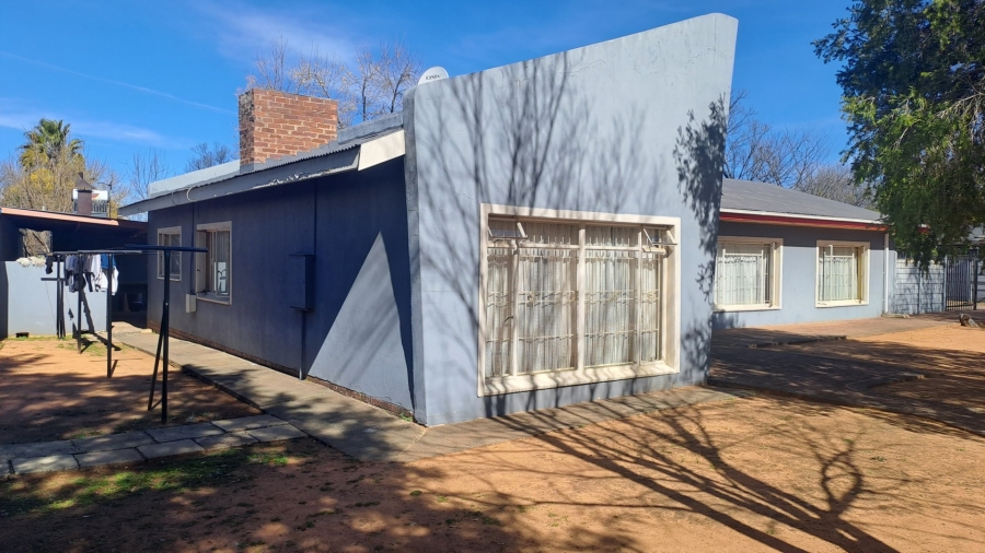 9 Bedroom Property for Sale in Universitas Free State